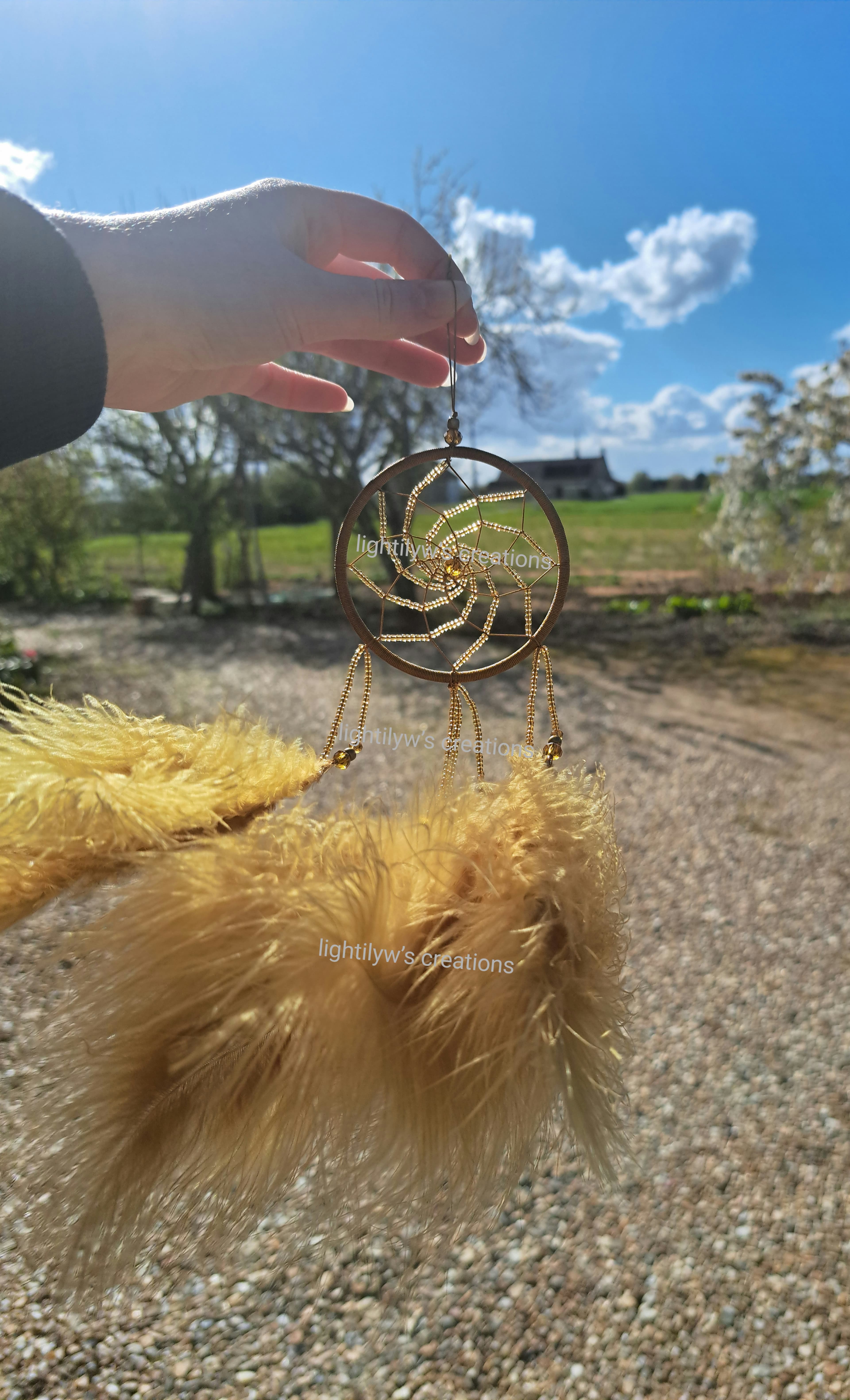Attrape-rêves tourbillon moutarde 🍀